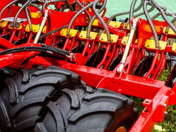 componenti-metallici-verniciati-per-il-settore-agricolo